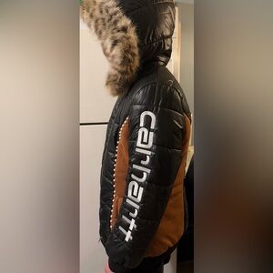 NWOT Great Carhartt Rep woman’s bomber jacket FREE shipping possible